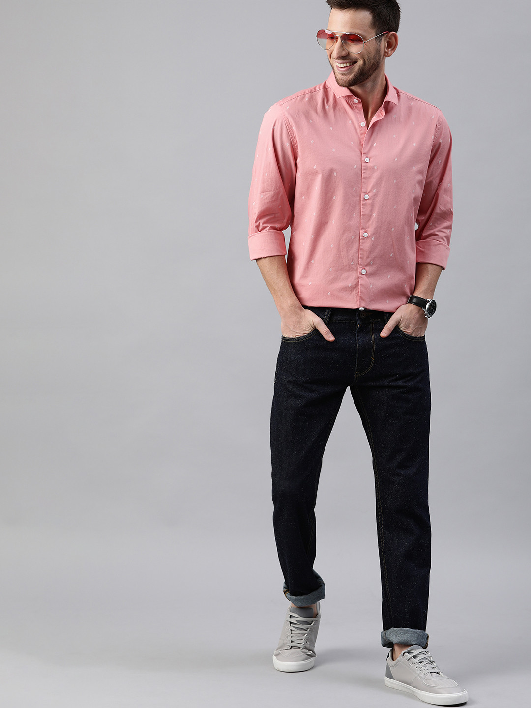 

Mast & Harbour Men Coral Pink & White Regular Fit Printed Casual Shirt