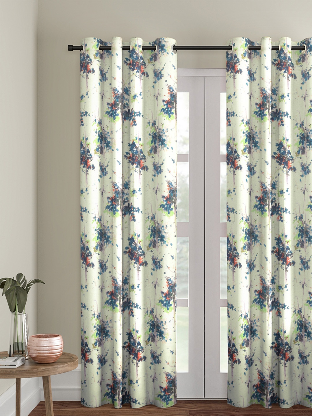 

Soumya Cream-Coloured Single Door Curtain