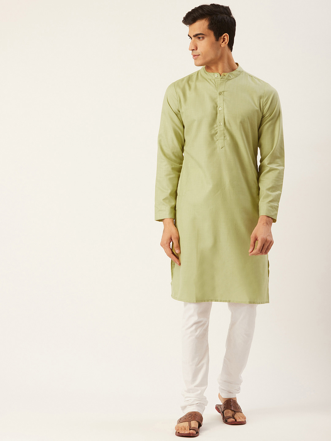 

Molly & Michel Men Green Solid Straight Kurta