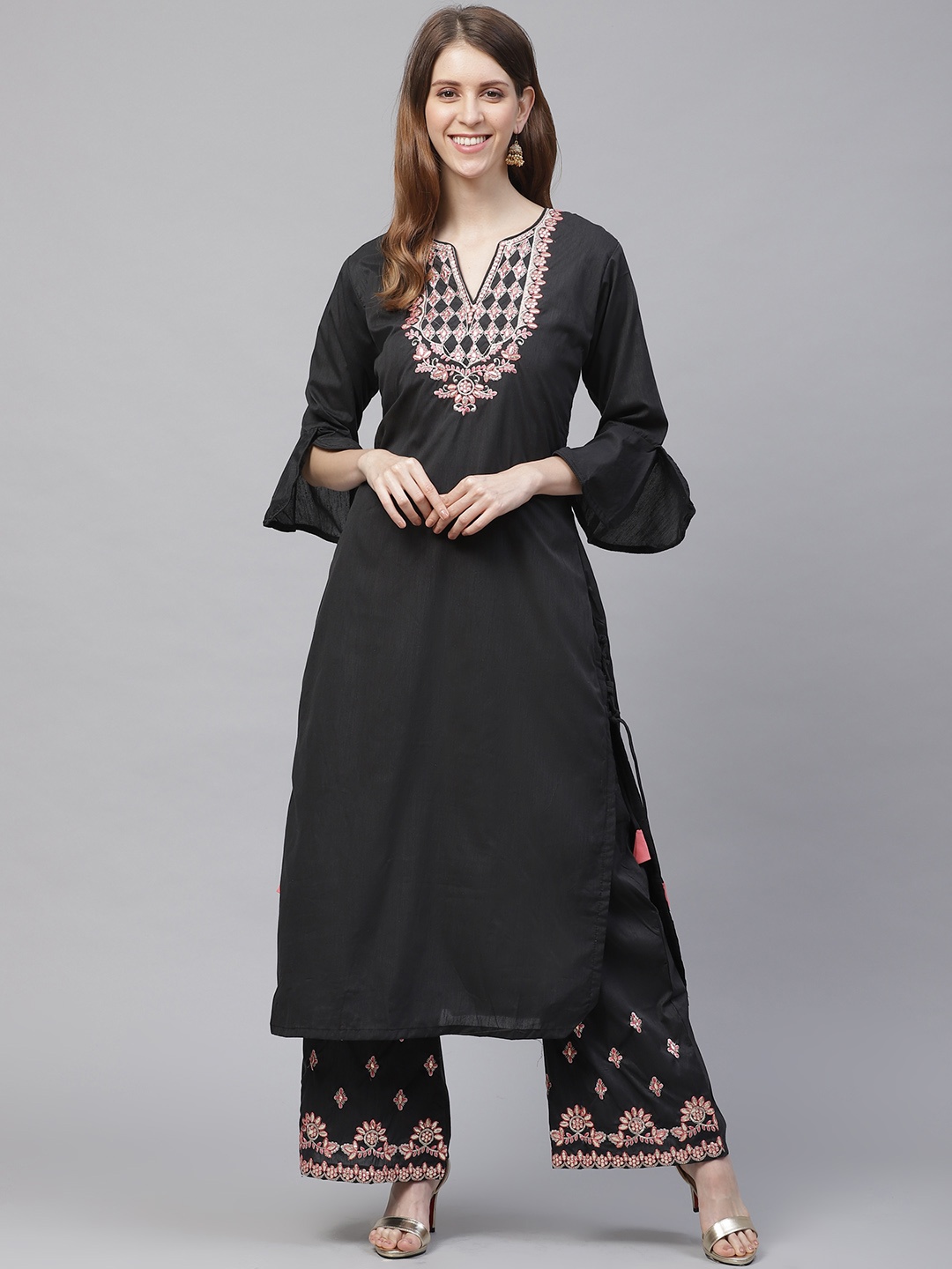 

Ishin Yoke Design Embroidered Kurta with Palazzos, Black