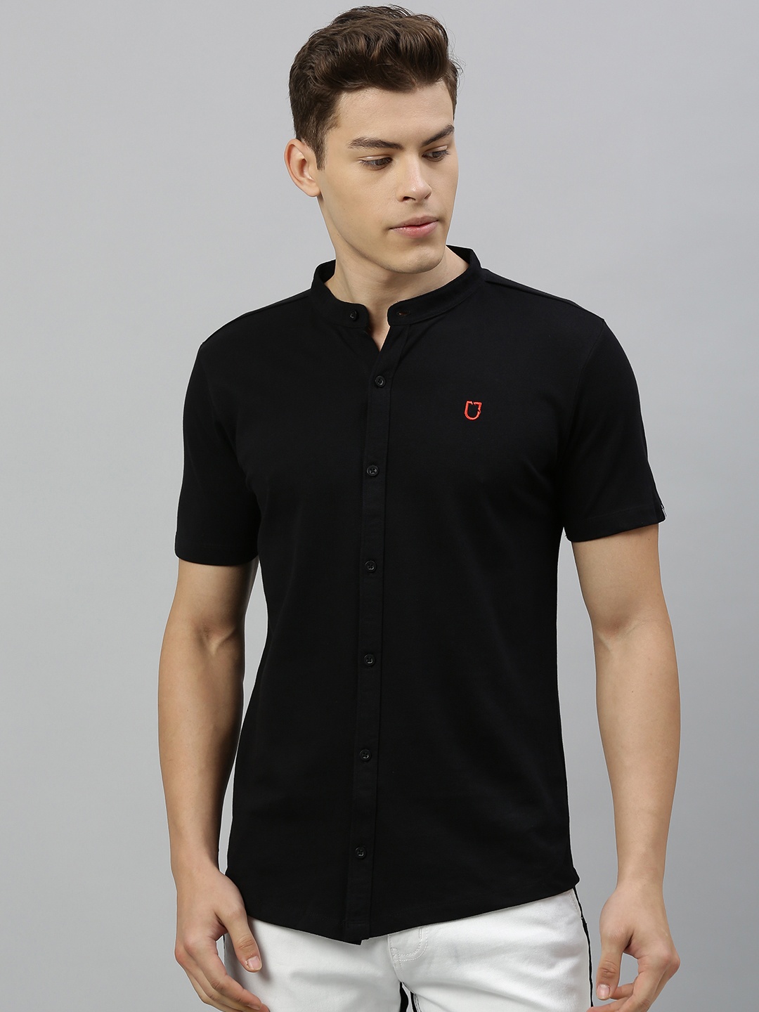 

Urbano Fashion Men Black Slim Fit Solid Knitted Casual Shirt