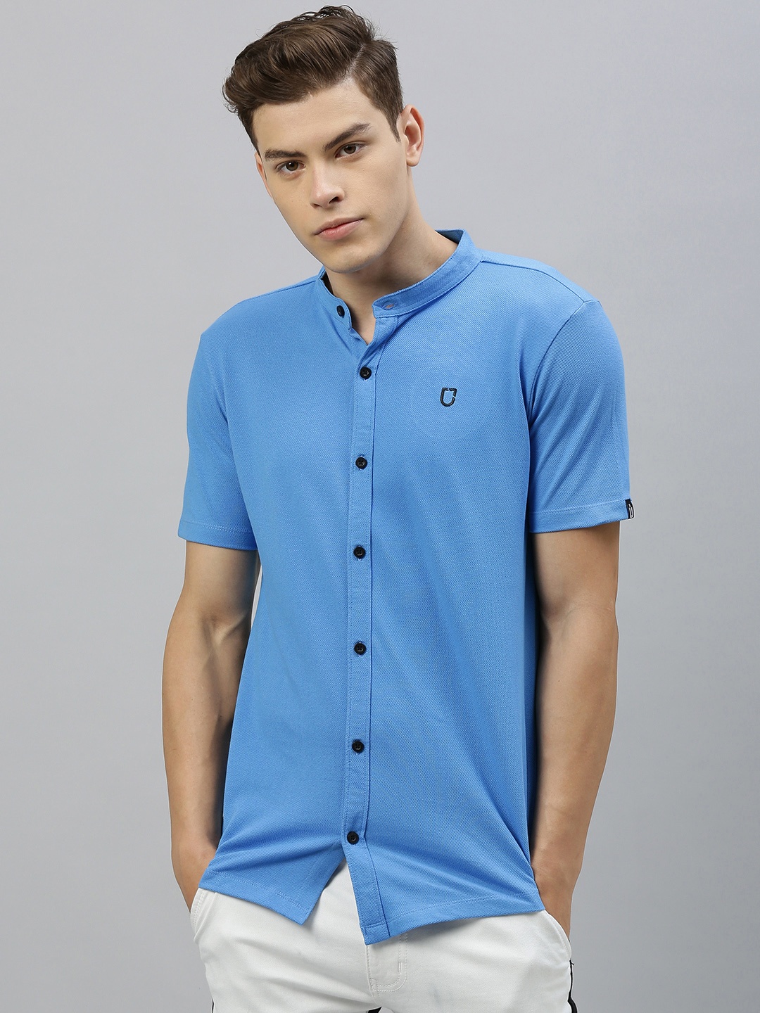 

Urbano Fashion Men Blue Slim Fit Solid Knitted Casual Shirt