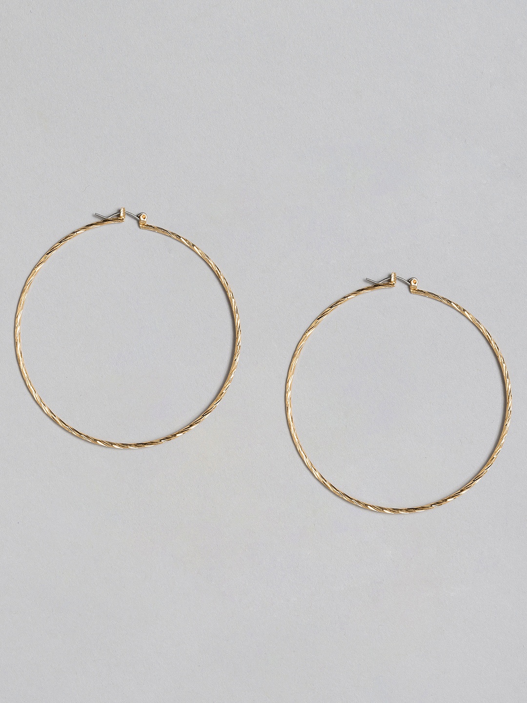 

justpeachy Gold-Plated Circular Hoop Earrings