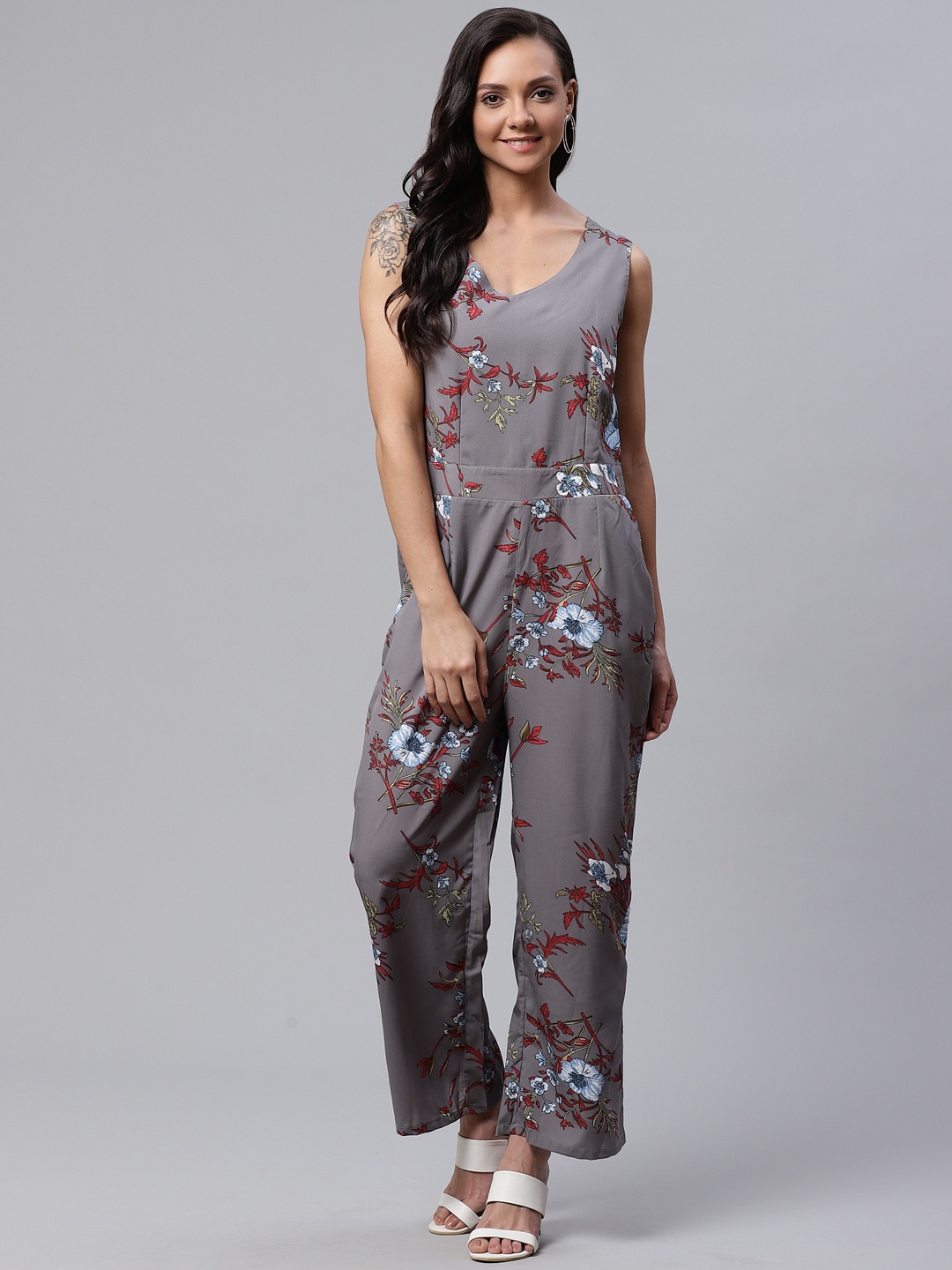 

Deewa Women Grey & Red Floral Print Basic Jumpsuit