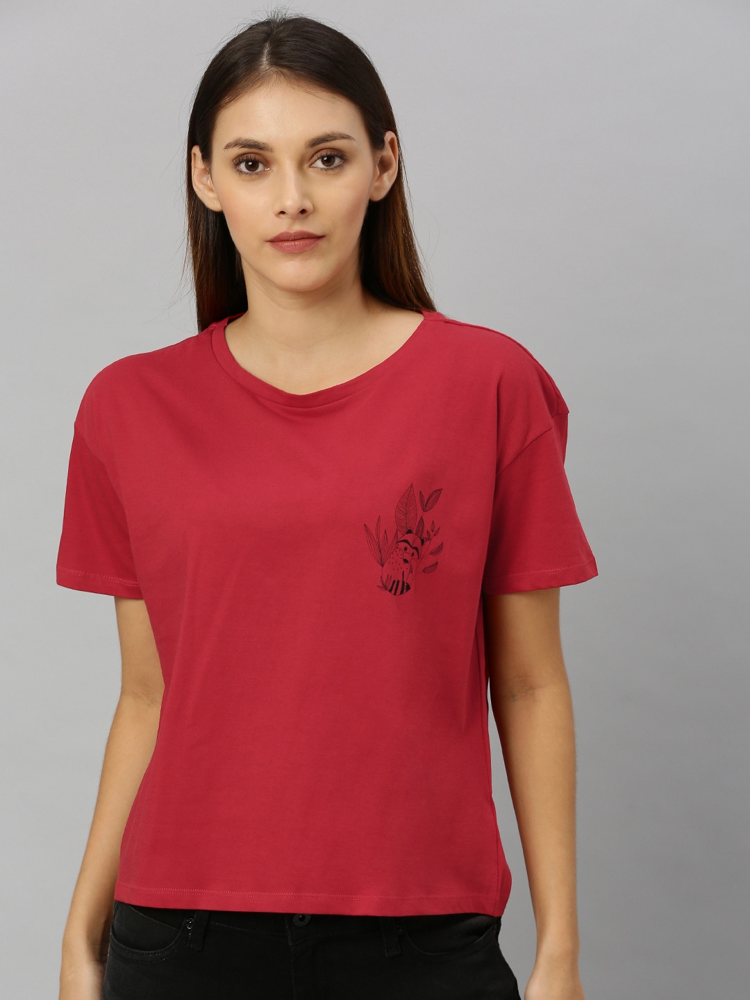 

HERENOW Women Red Solid Round Neck Pure Cotton T-shirt