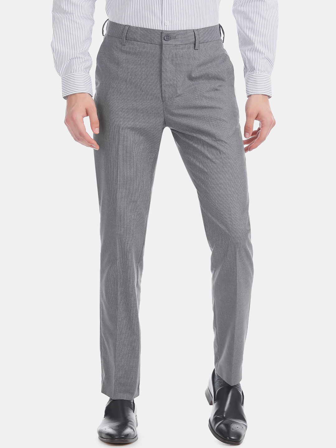 

Excalibur Men Grey Slim Fit Self Design Regular Trousers