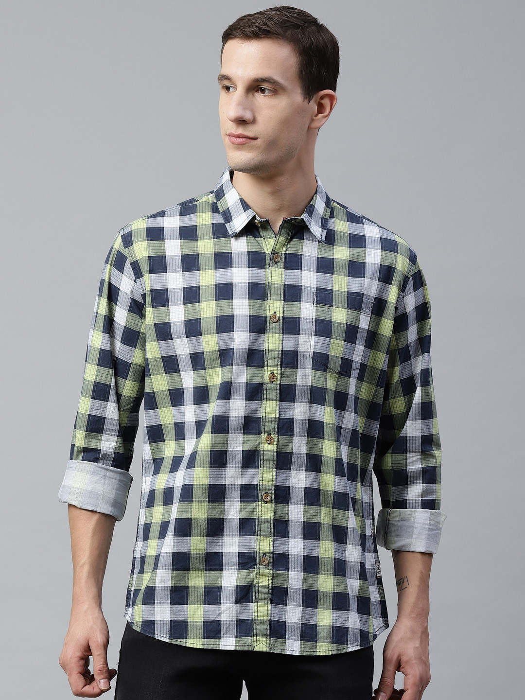 

BEAT LONDON by PEPE JEANS Men Navy Blue & Yellow Slim Fit Checked Casual Shirt
