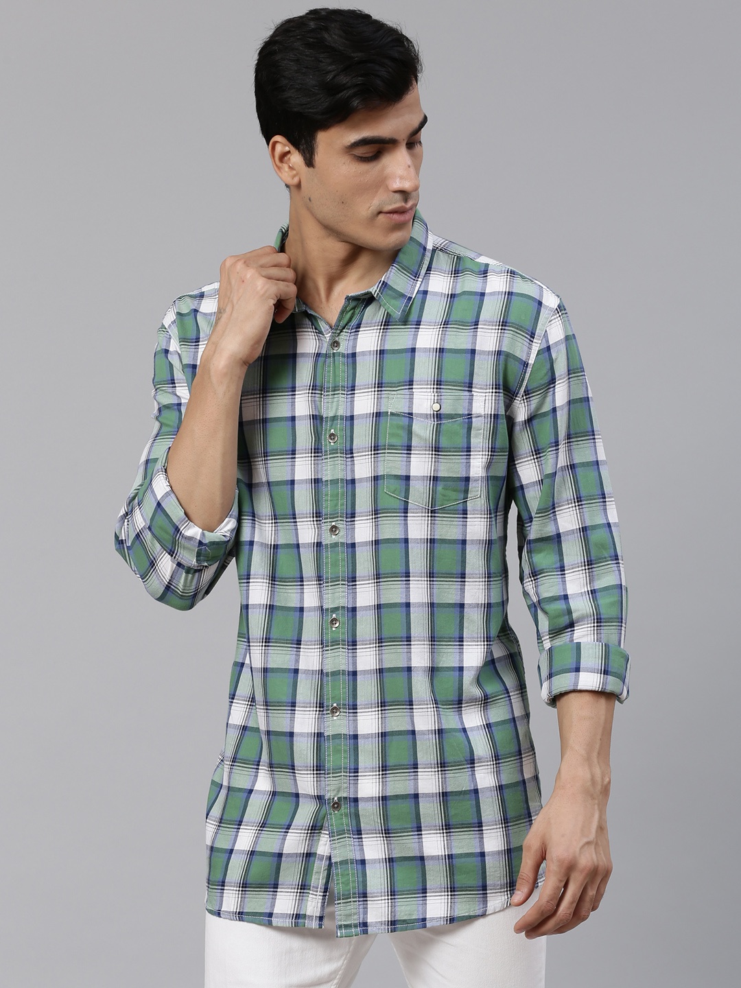

BEAT LONDON by PEPE JEANS Men Green & White Slim Fit Checked Casual Shirt
