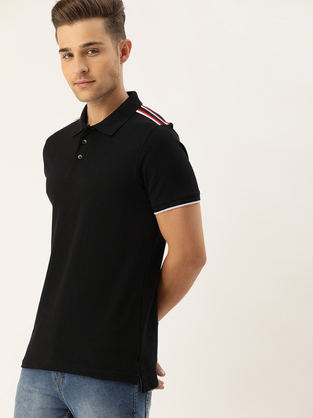

INVICTUS Men Black Solid Polo Collar Pure Cotton T-shirt with Striped Detail