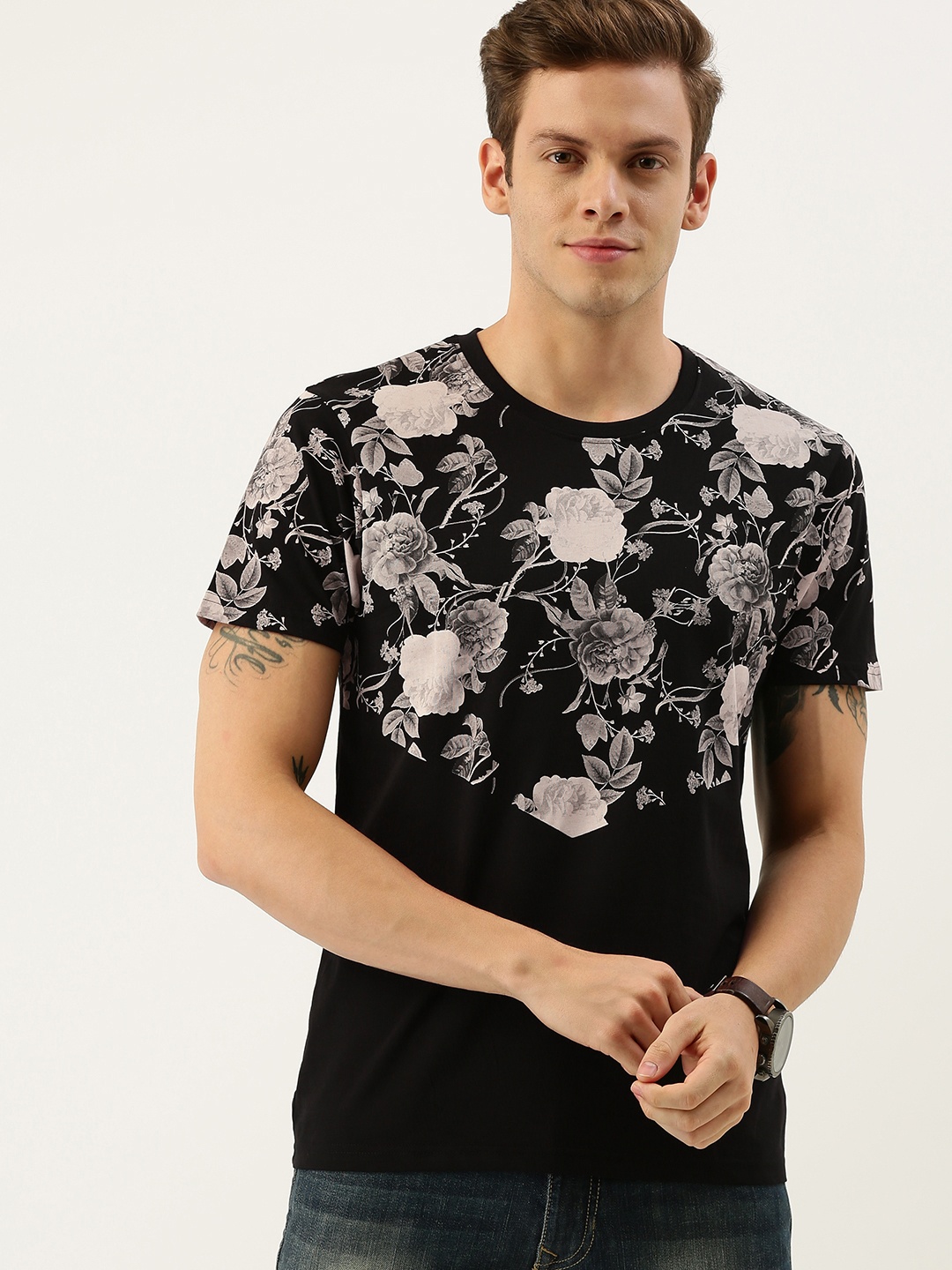 

Moda Rapido Men Black Off-White Floral Printed Round Neck Pure Cotton T-shirt