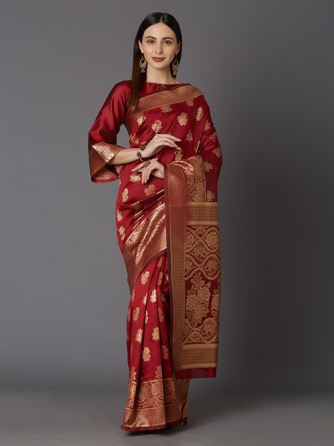 

Mitera Maroon & Gold-Toned Silk Blend Woven Design Kanjeevaram Saree