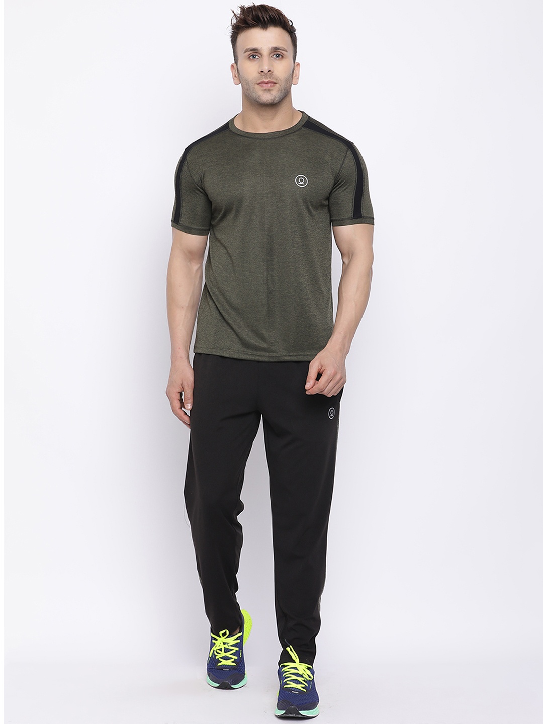 

CHKOKKO Men Green & Black Colourblocked Summer T-Shirt & Track Pants Combo Tracksuit