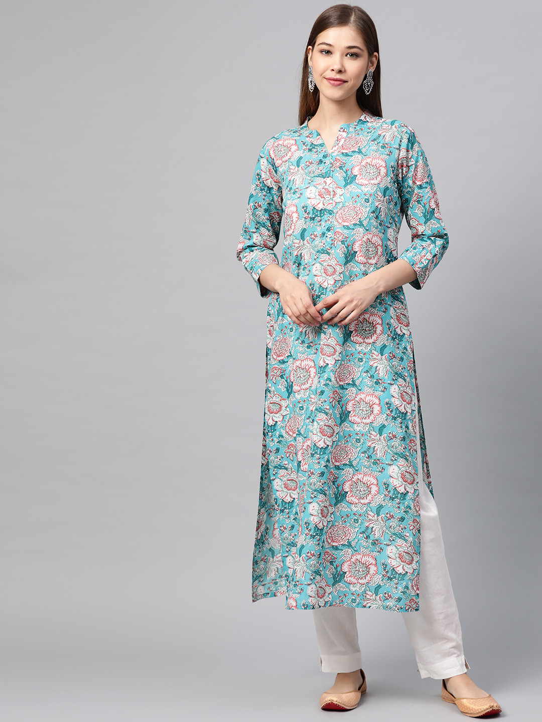 

Varanga Women Blue & Pink Floral Screen Print Straight Kurta