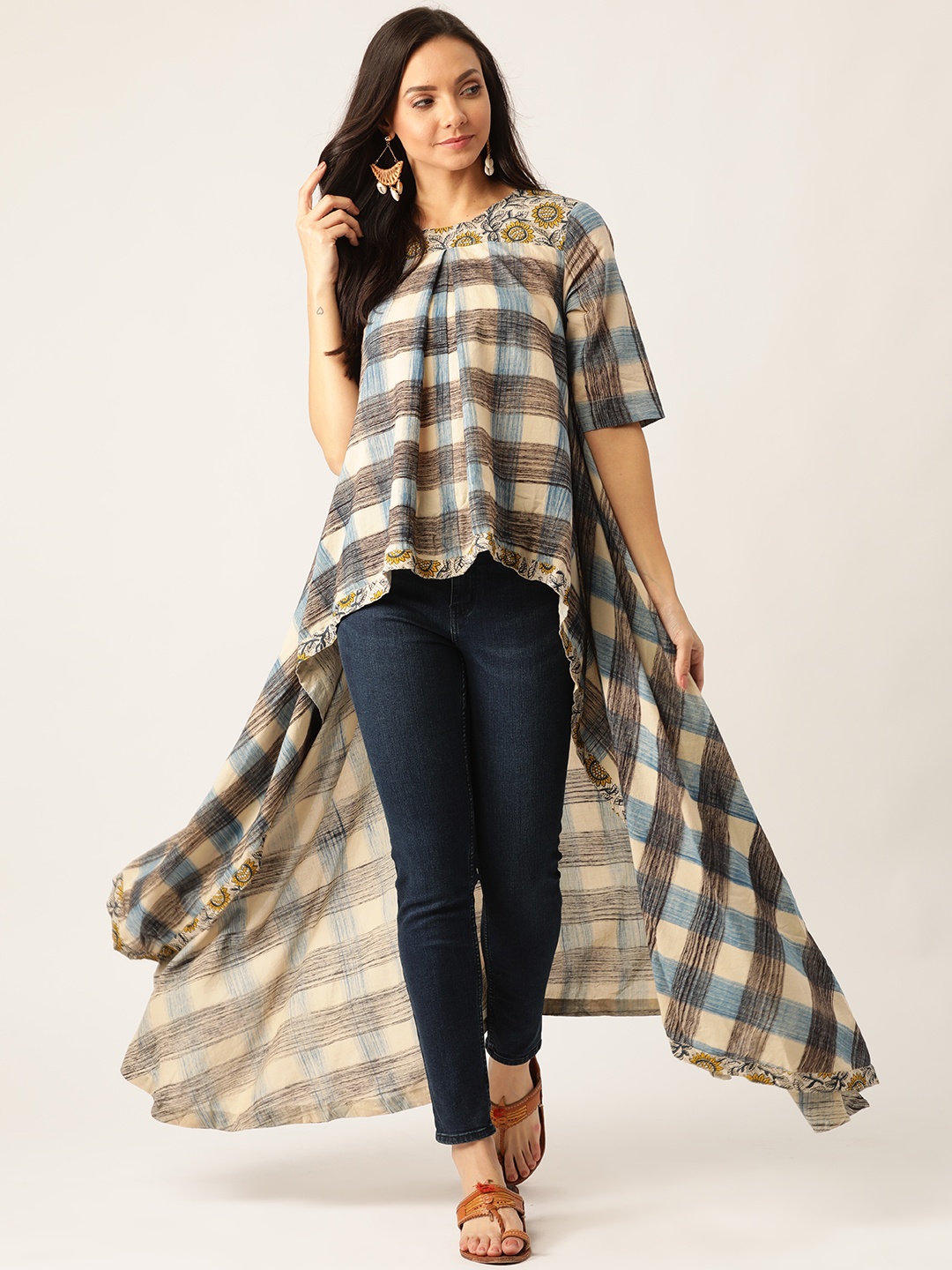 

Sangria Women Off-White & Blue Pleated Bagru Printed Asymmetric Hem Sustainable Tunic