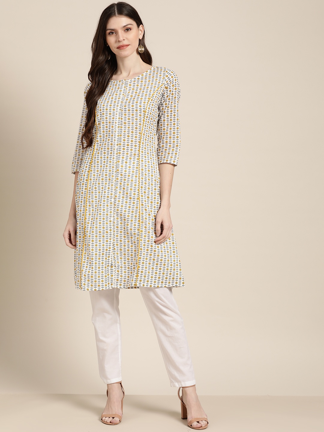 

Sangria Women Off-White & Yellow Floral Printed Straight Kurta