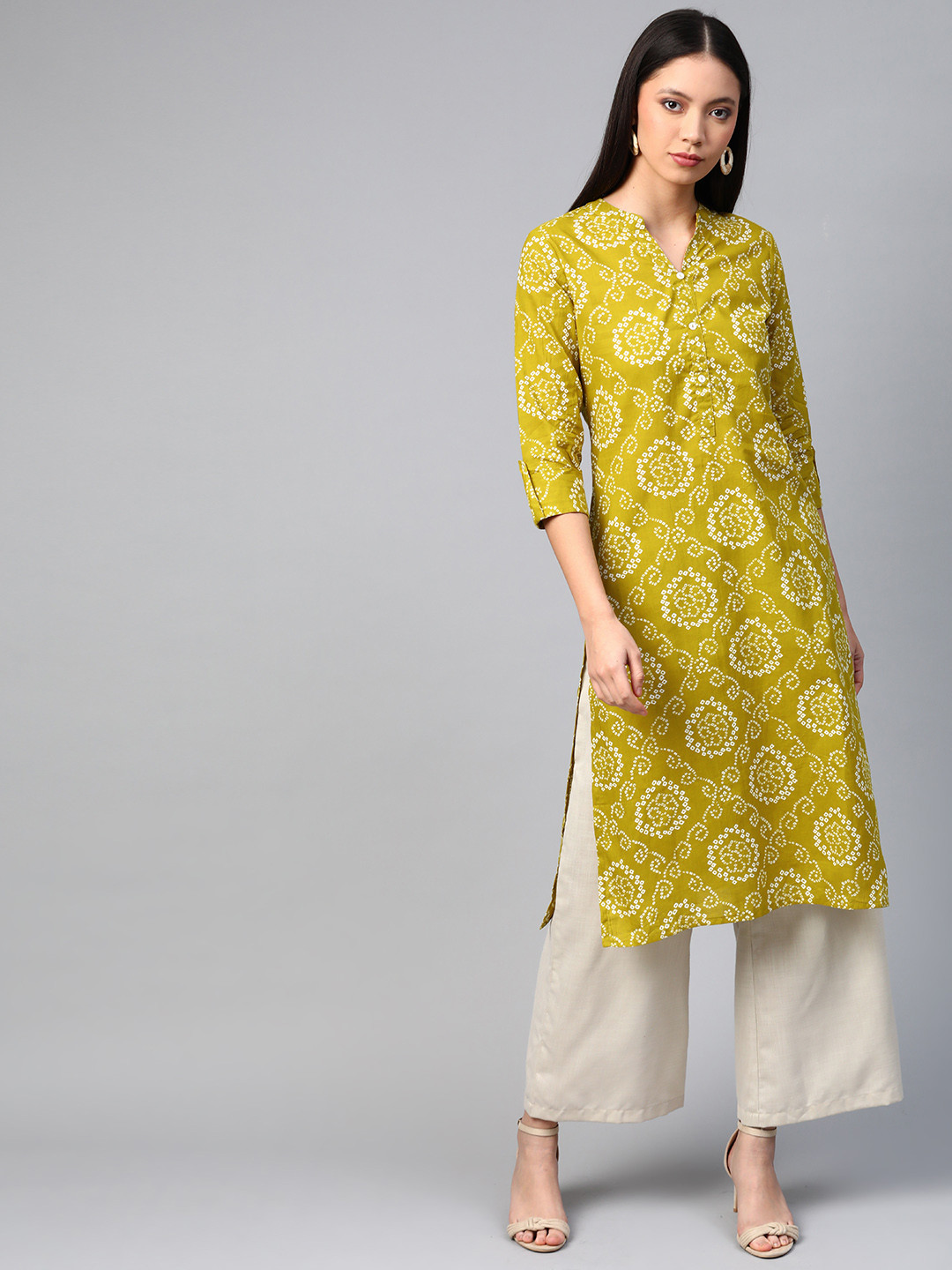 

Sangria Women Green & Off-White Bandhani Printed Straight Kurta