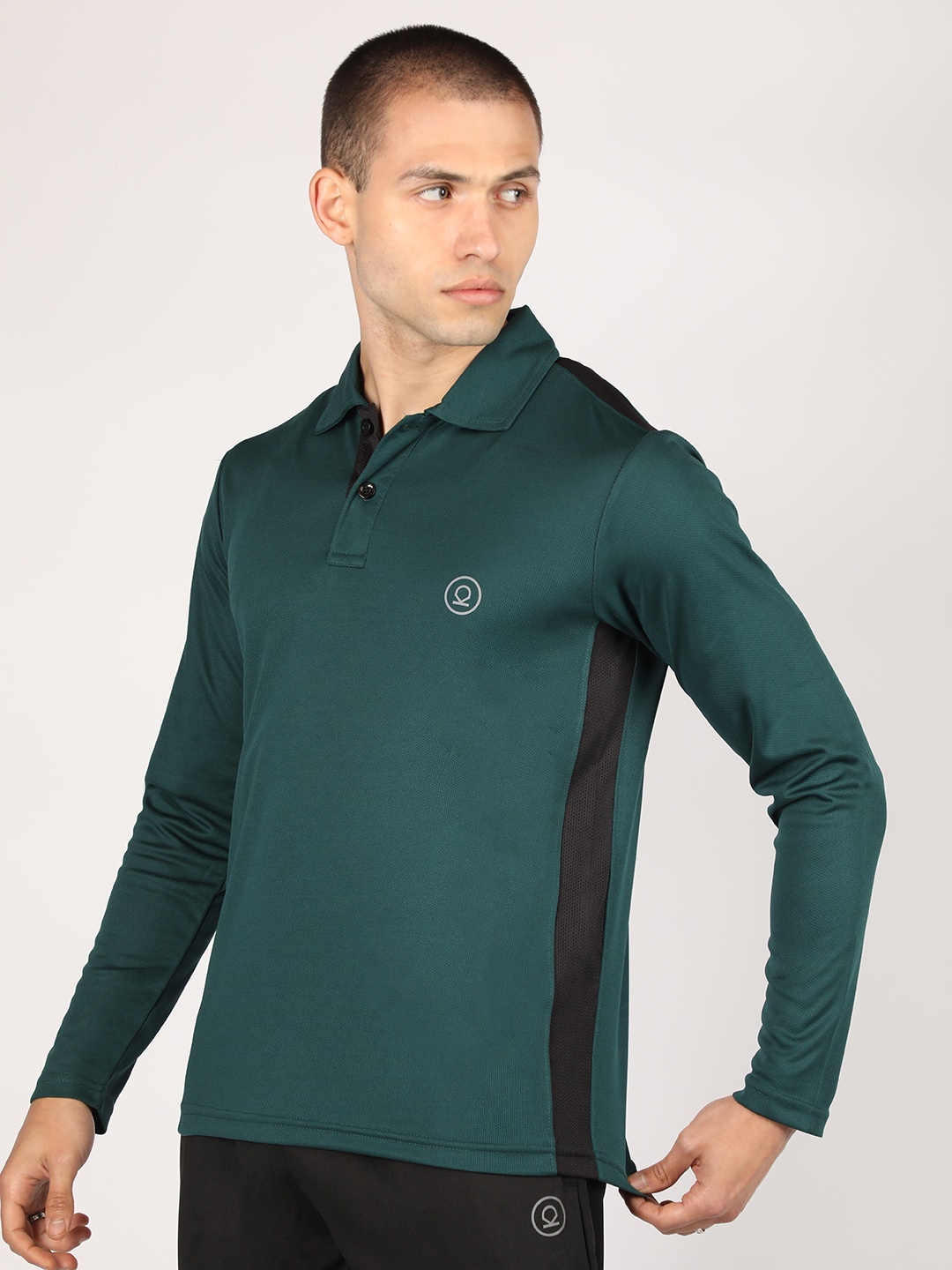 

Chkokko Men Green Solid Dry Fit Polo Collar T-shirt