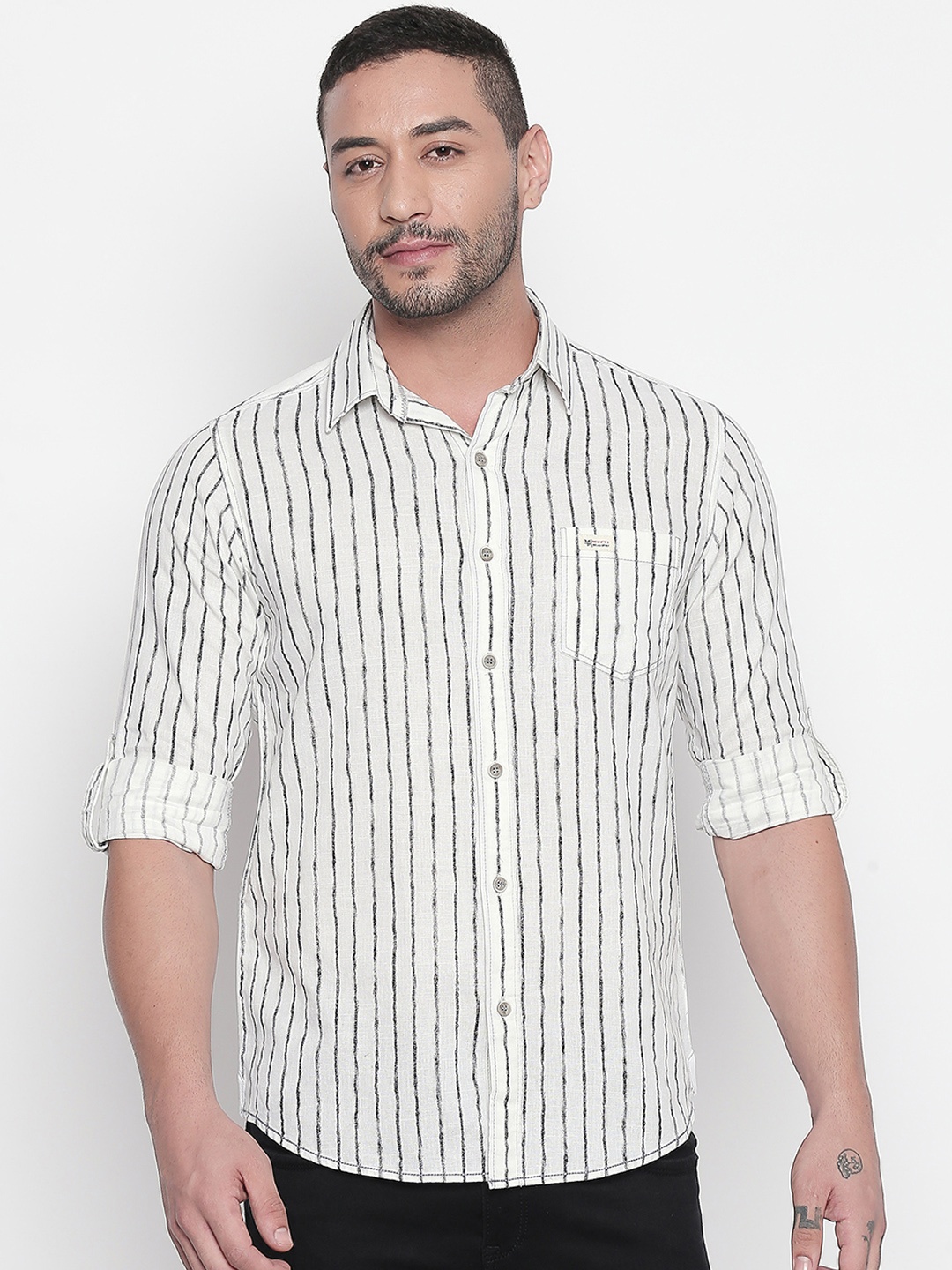 

Mufti Men White & Charcoal Slim Fit Striped Casual Shirt