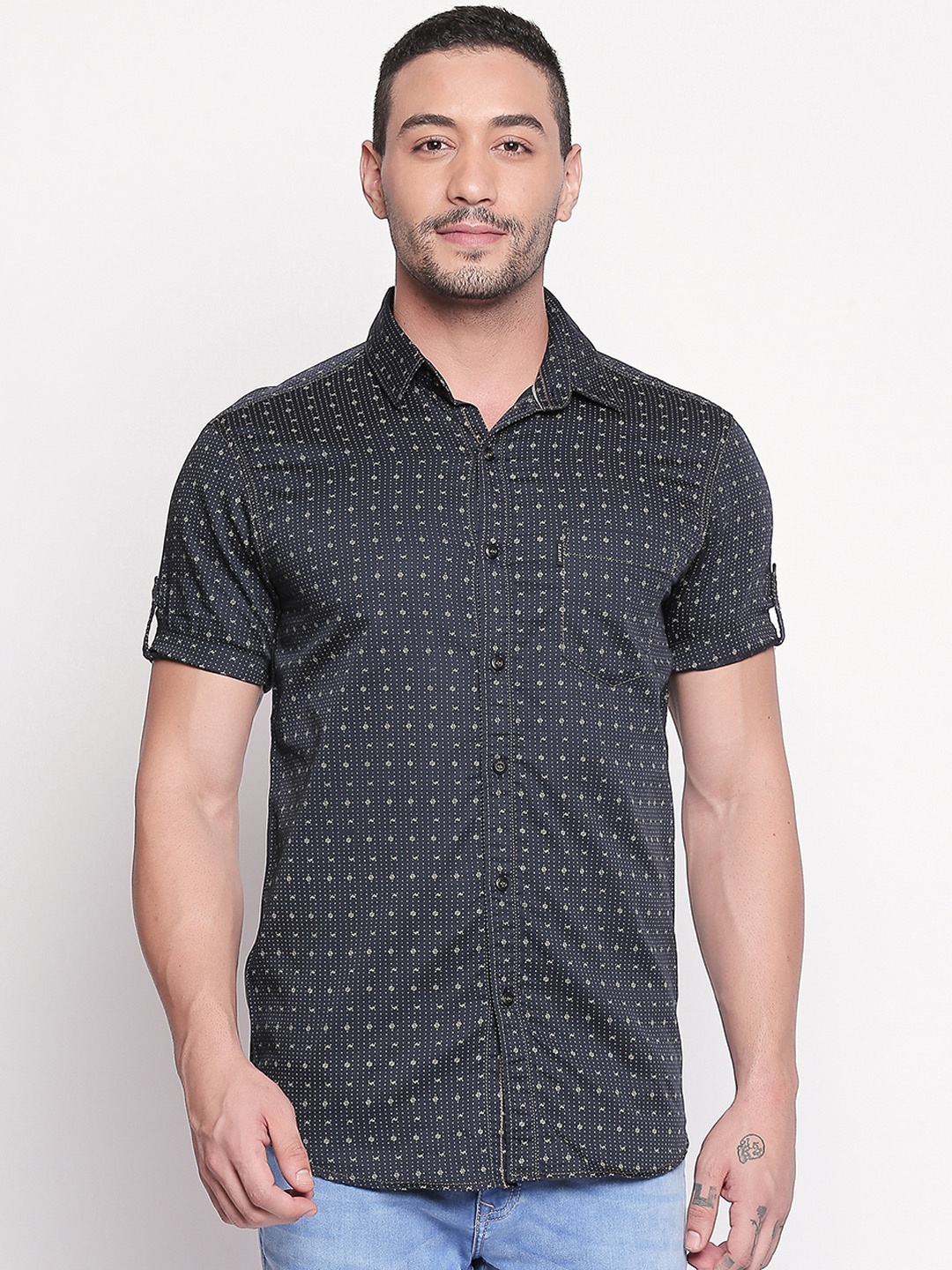 

Mufti Men Black & Khaki Slim Fit Printed Casual Shirt