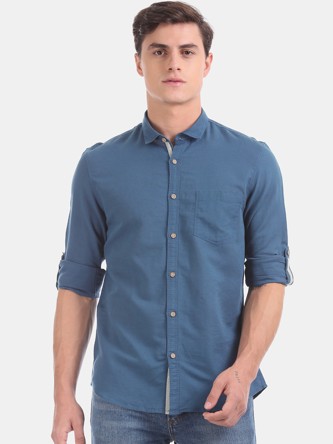

Cherokee Men Blue Regular Fit Solid Casual Shirt
