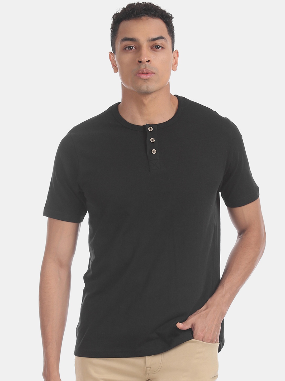

Cherokee Men Black Solid Henley Neck Pure Cotton T-shirt