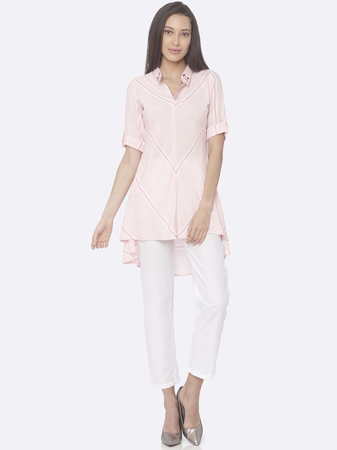 

RAISIN Women Pink & White Striped Kurti with Trousers