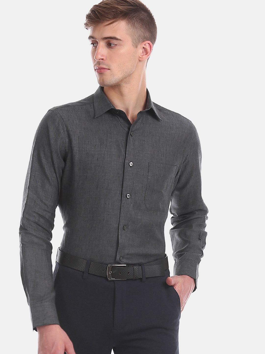 

Arrow Men Charcoal & Grey Regular Fit Solid Pure Linen Formal Shirt