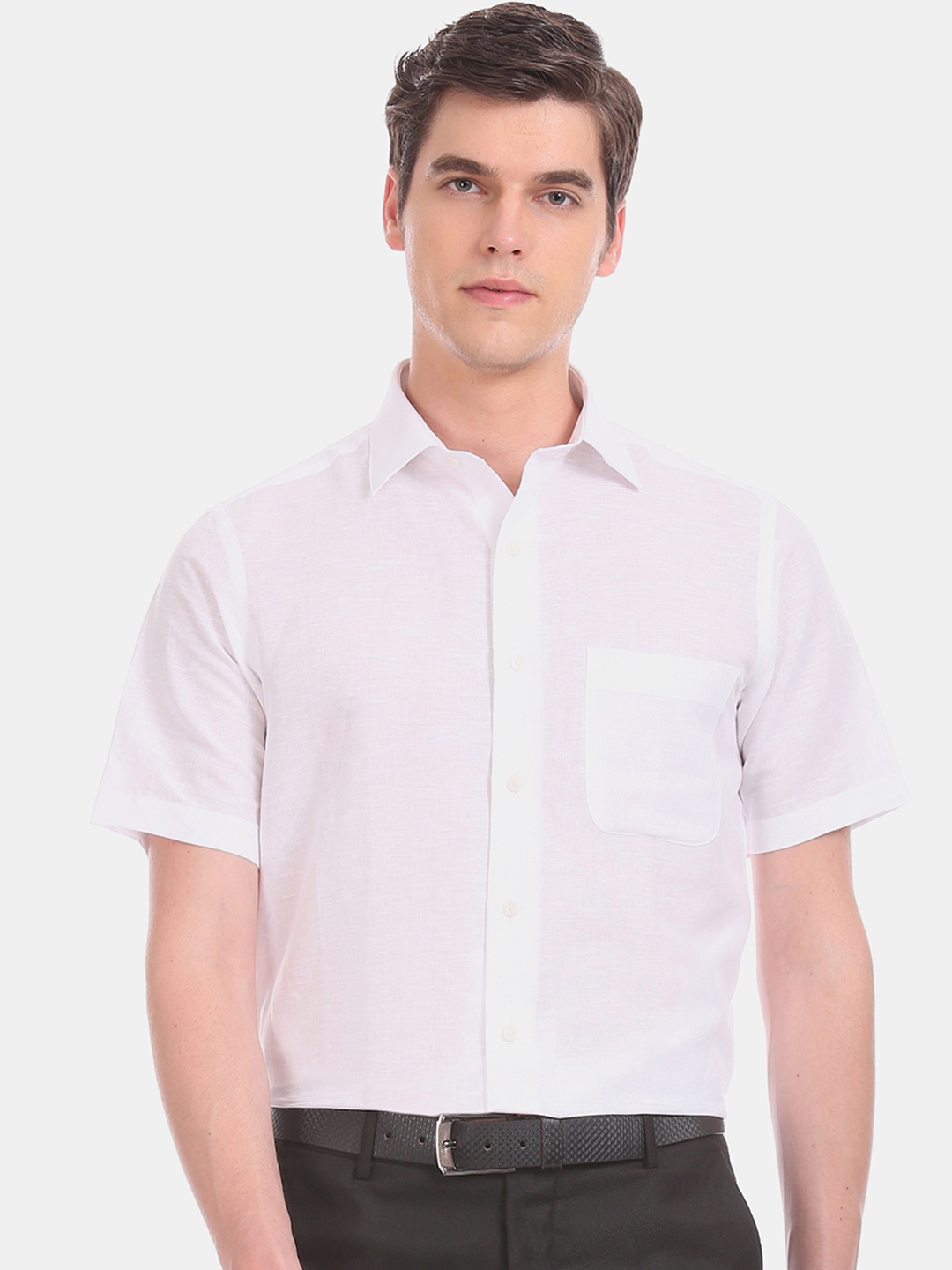 

Arrow Men White Regular Fit Solid Formal Shirt