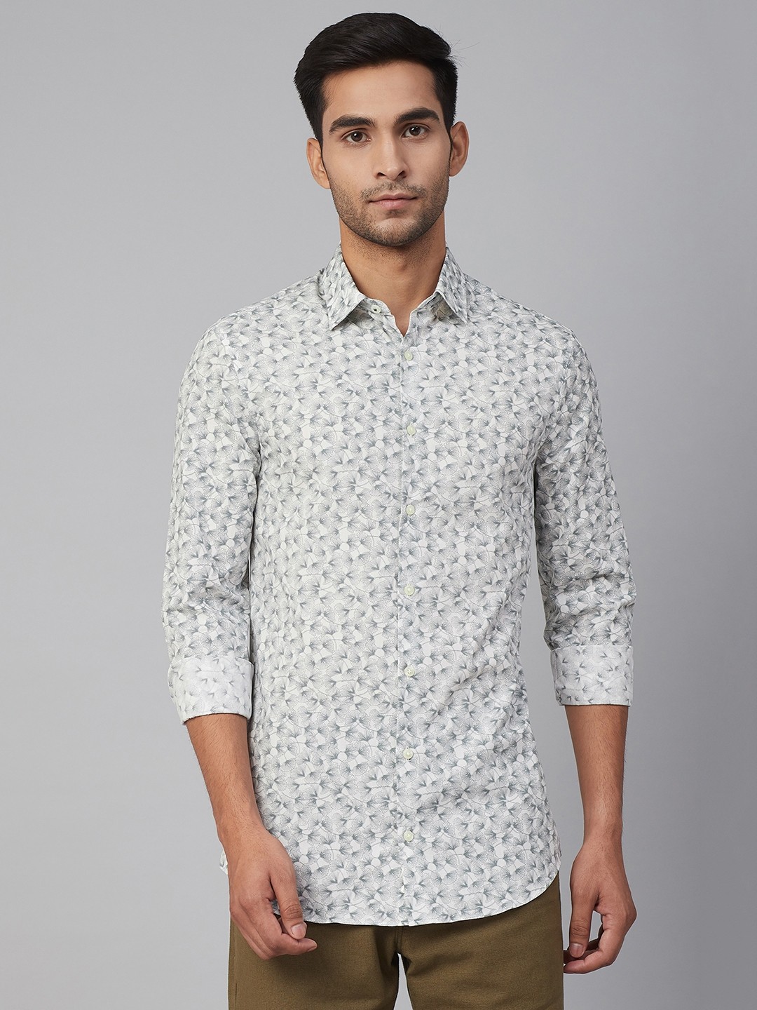 

Marks & Spencer Men White & Green Slim Fit Printed Casual Shirt