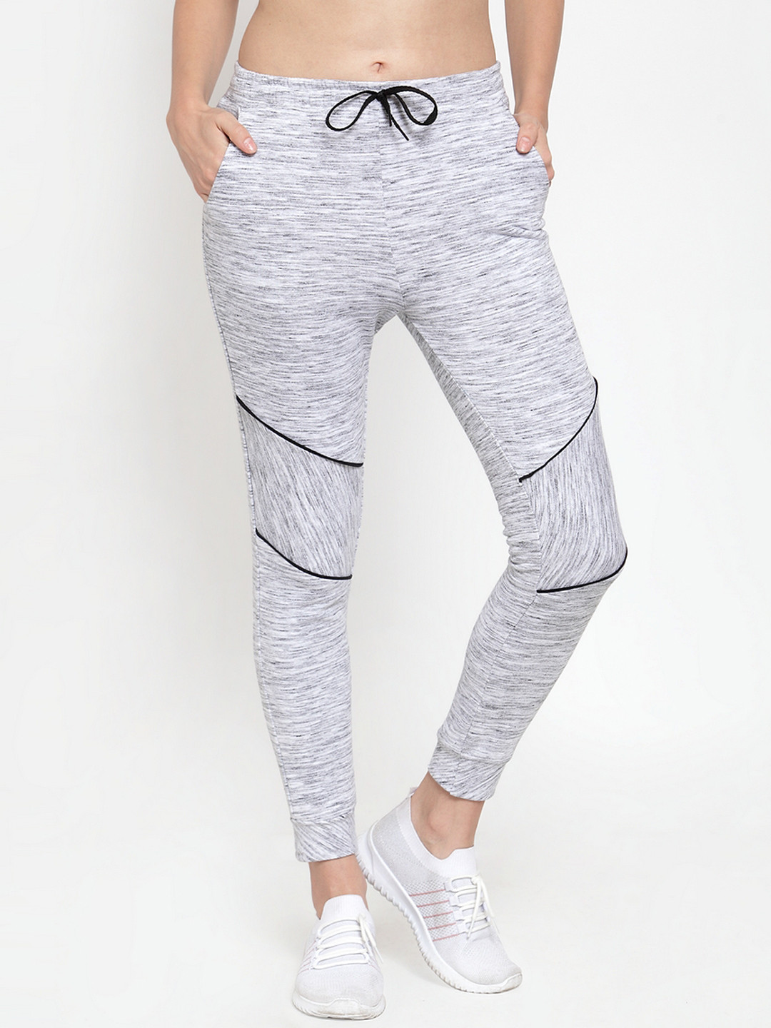

Boston Club Women Grey Melange Solid Slim Fit Joggers
