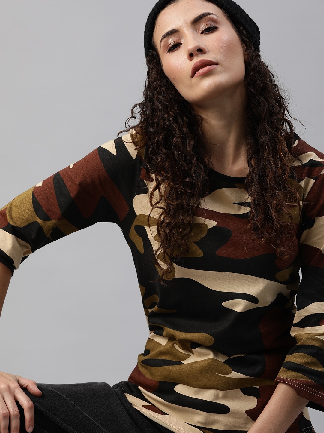 

HERENOW Women Black Brown Camouflage Printed Round Neck Pure Cotton T-shirt