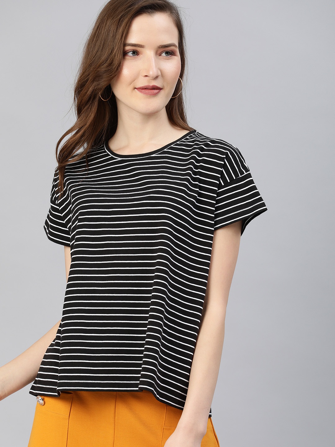 

HERE&NOW Women Black & White Striped Round Neck T-shirt