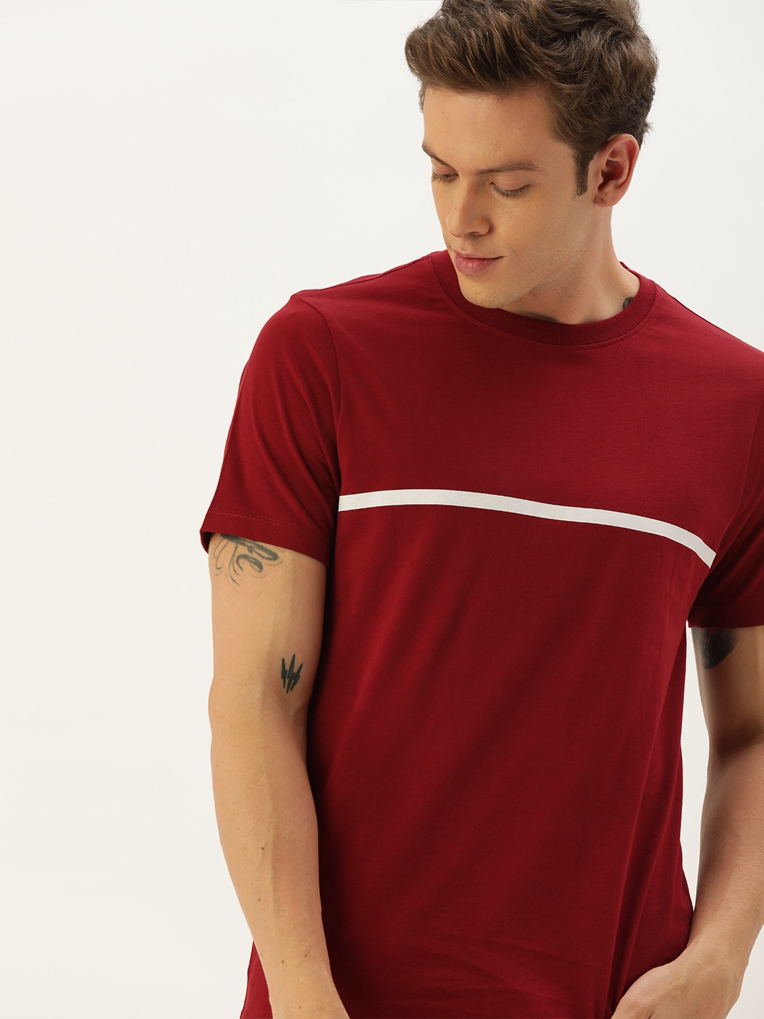 

ether Men Maroon Solid Round Neck Pure Cotton T-shirt with Stripe