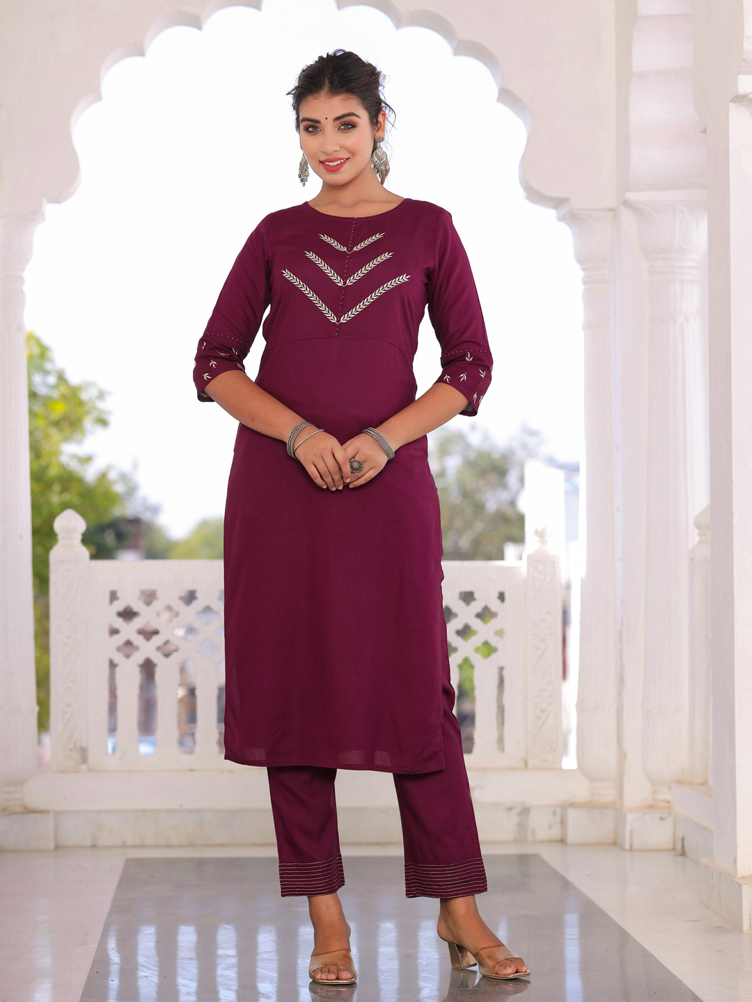 

Jaipur Kurti Zari Yoke Design Straight Kurta With Palazzos, Purple
