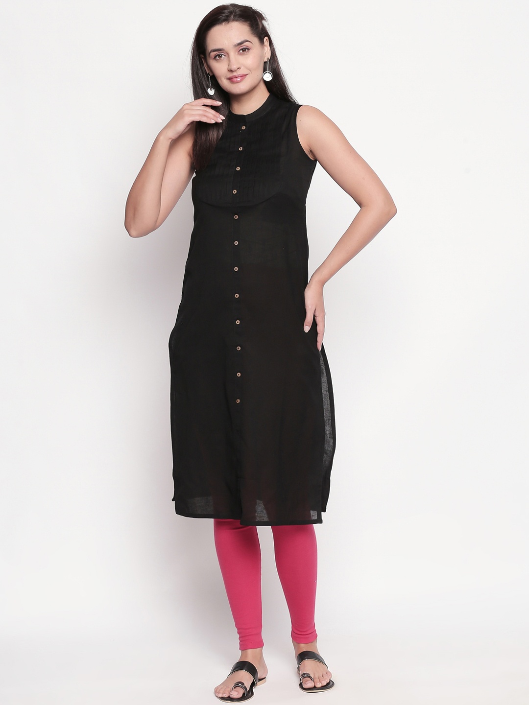 

RANGMANCH BY PANTALOONS Women Black Solid Straight Kurta