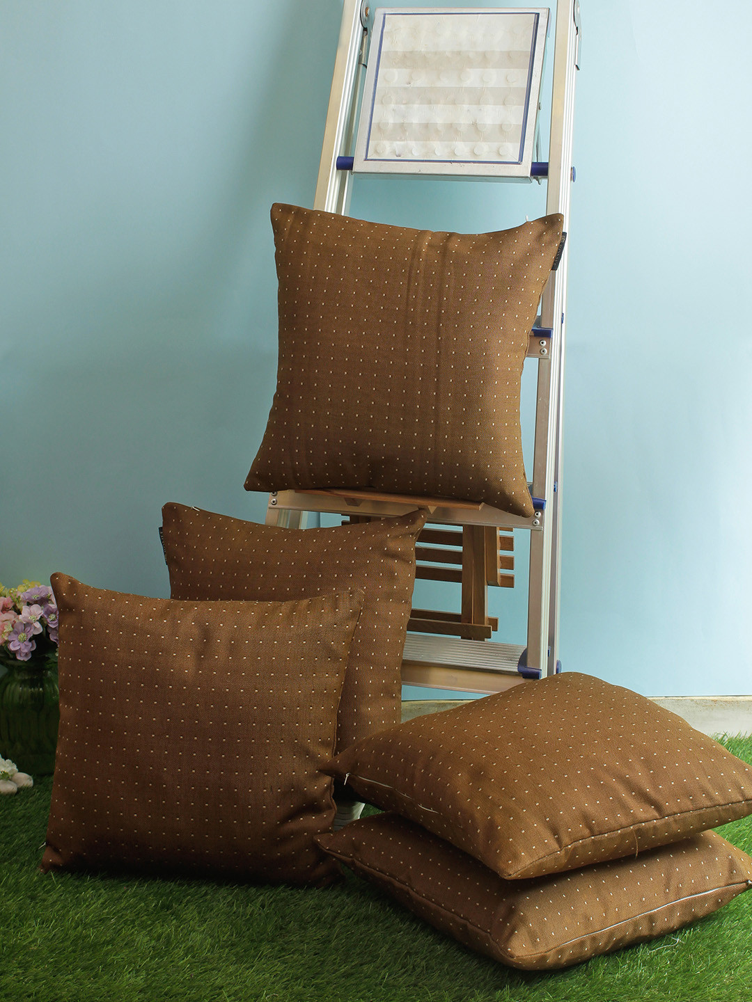 

ROMEE Brown Set of 5 Self Design Square Cushion Covers