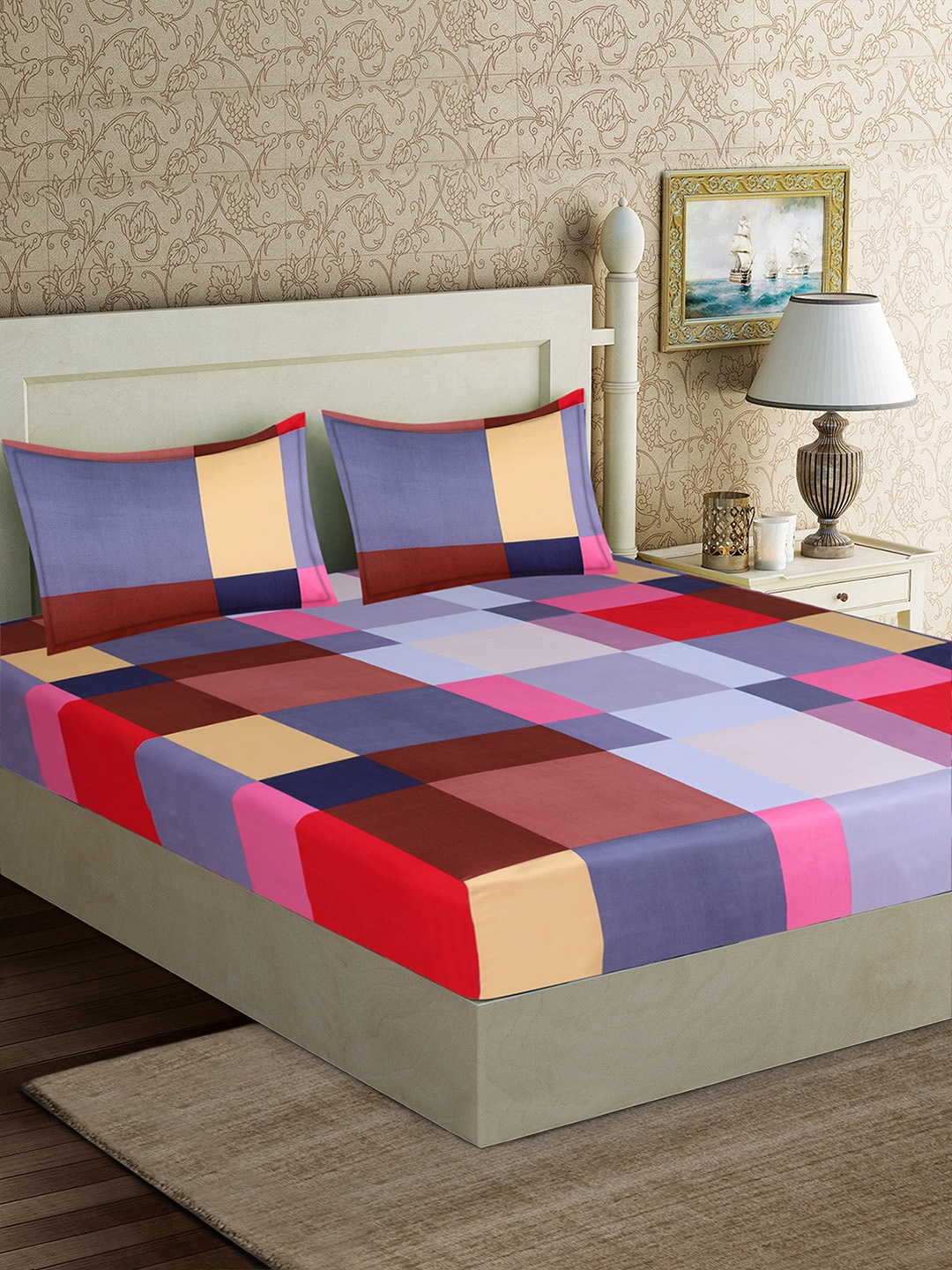 

Good Homes by Home Candy Multicoloured Geometric 152 TC Polyester 1 Queen Bedsheet with 2 Pillow Covers, Multi