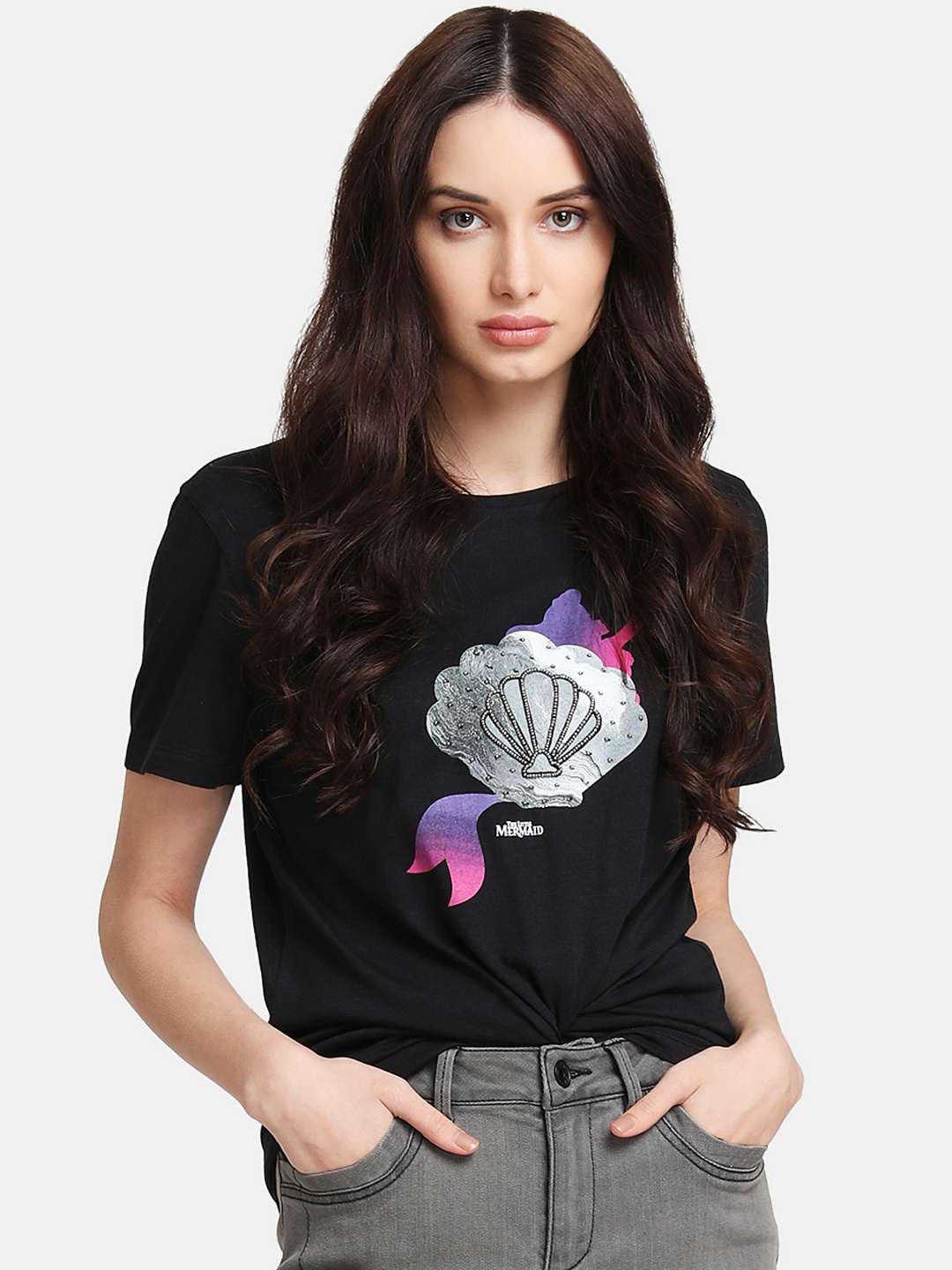 

Kazo Women Black Printed Round Neck T-shirt