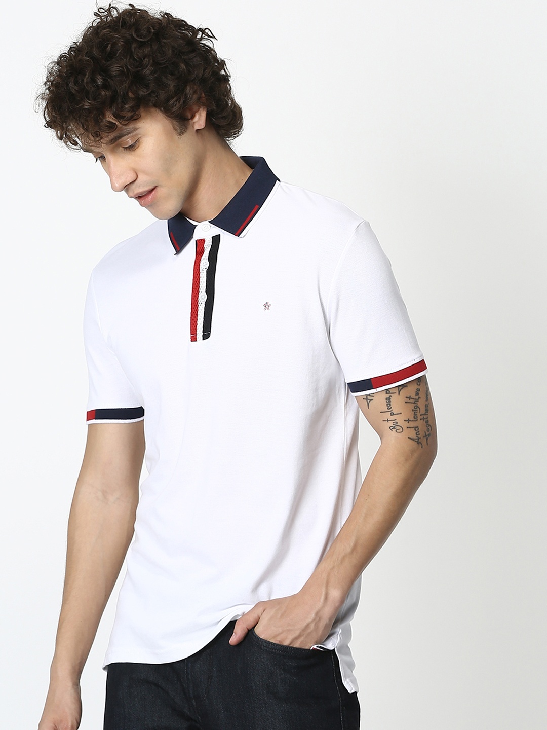 

Celio Men White Solid Polo Collar Pure Cotton T-shirt
