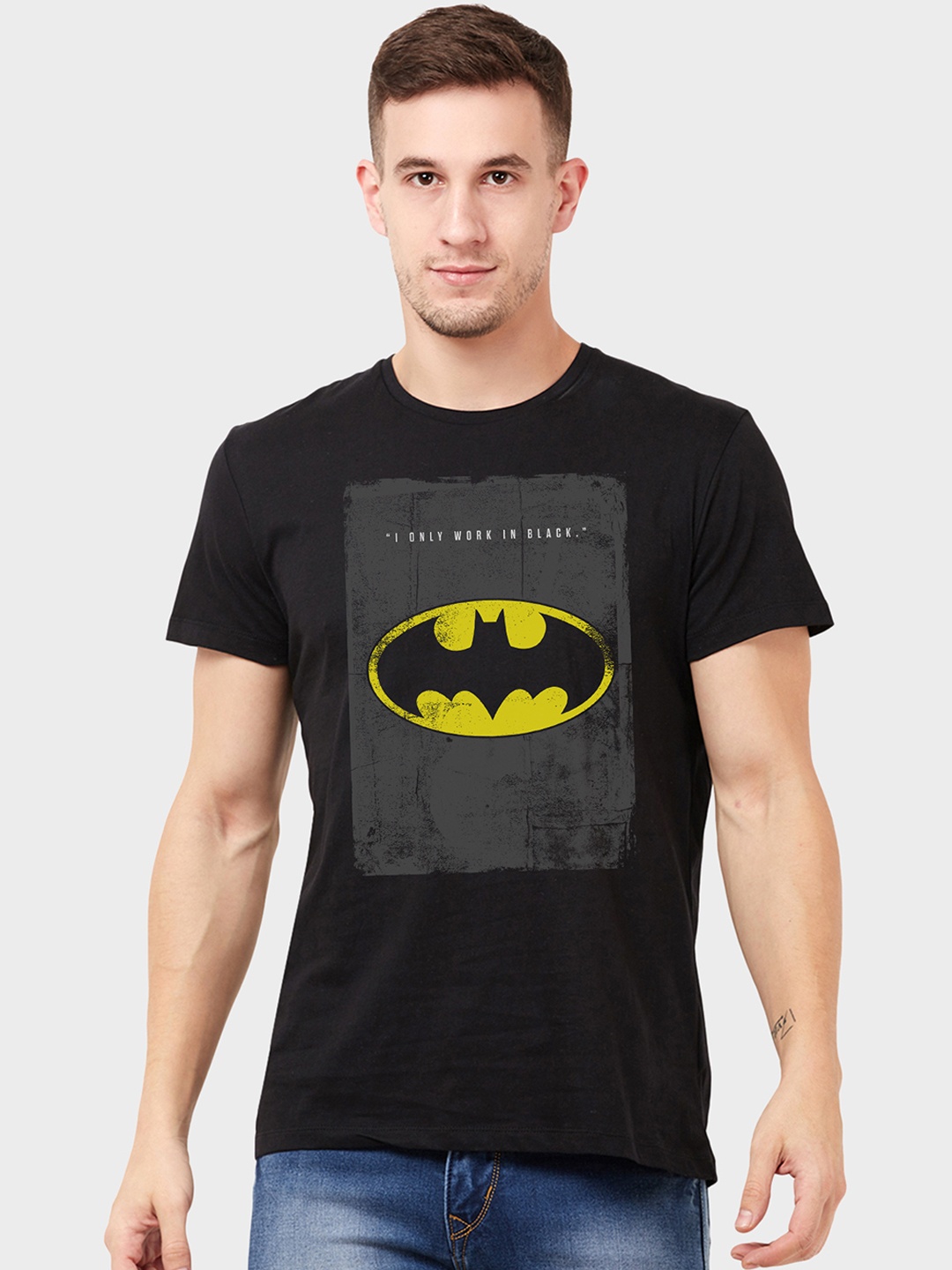 

Free Authority Men Black Printed Round Neck Batman T-shirt