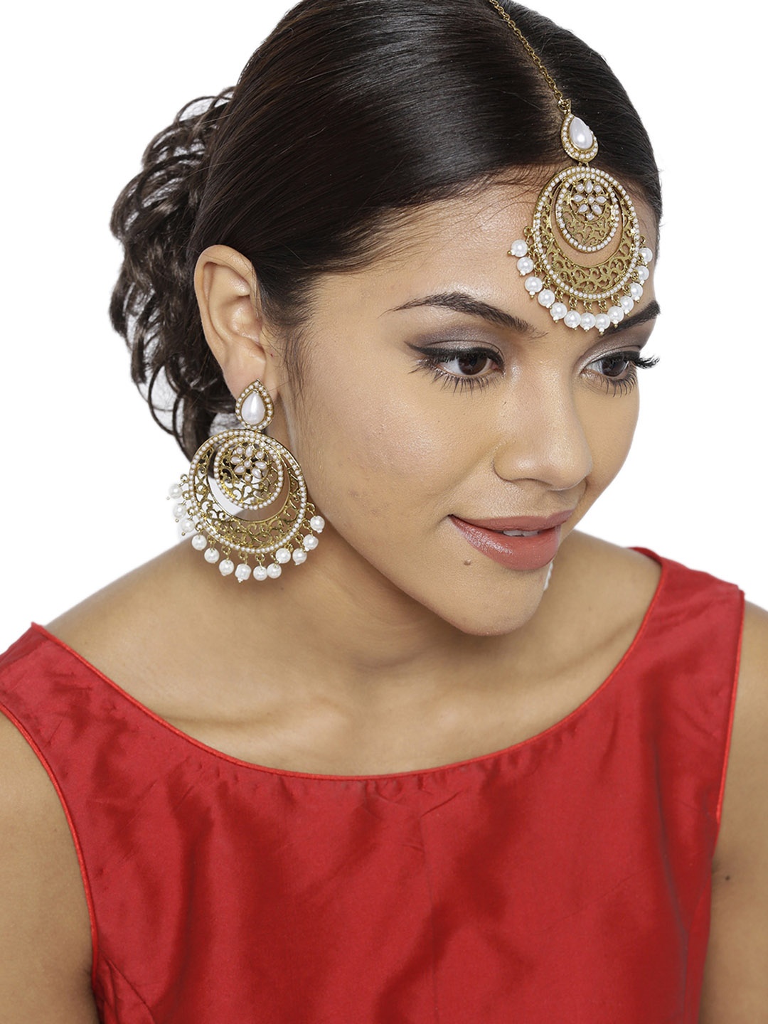 

Zaveri Pearls Gold-Plated & White Pearl Studded Traditional Antique Jewellery Set