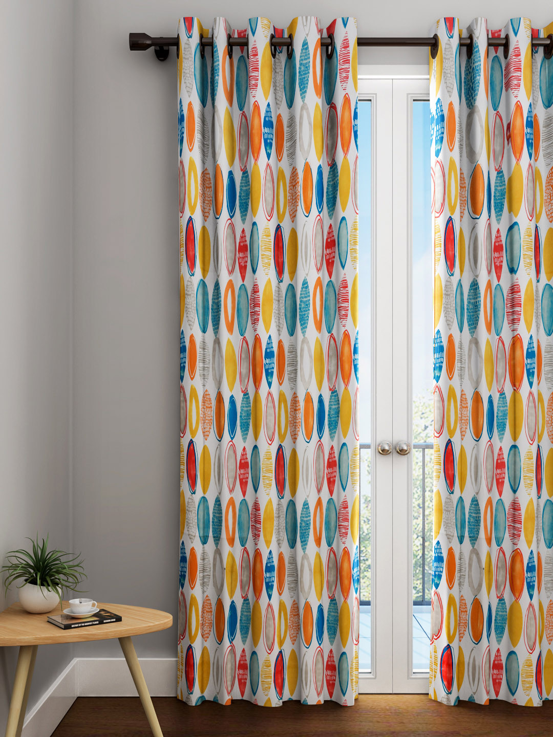 

URBAN DREAM White Single Long Door Curtain