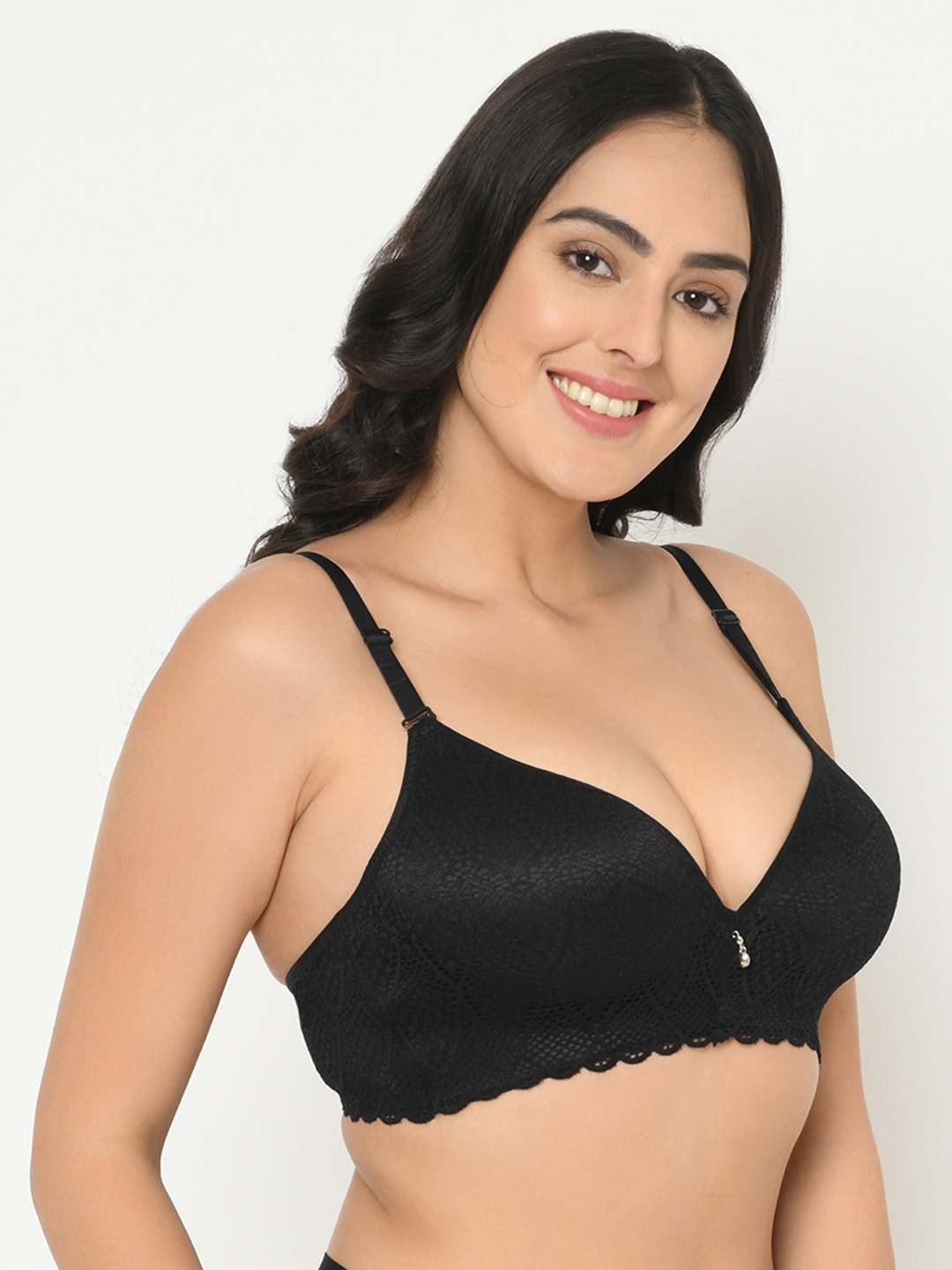 

Curvy Love Plus Size Black Solid Underwired Lightly Padded Plunge Bra CL-1278