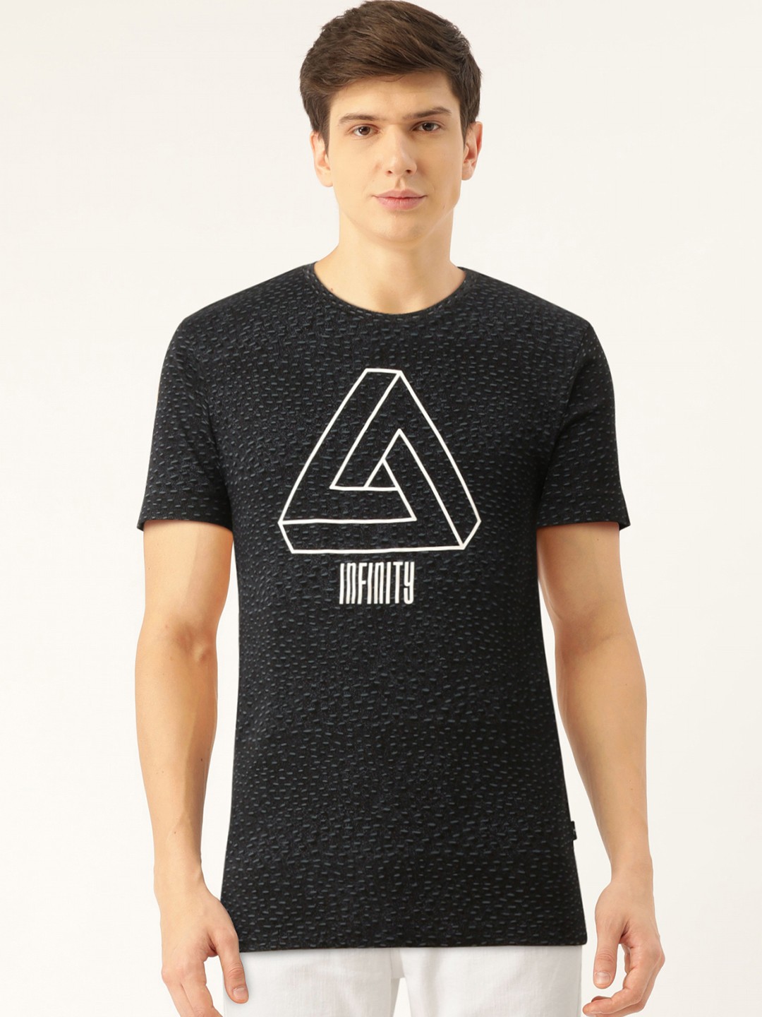 

Flying Machine Men Black Blue Self Design Graphic Print Round Neck Pure Cotton T-shirt