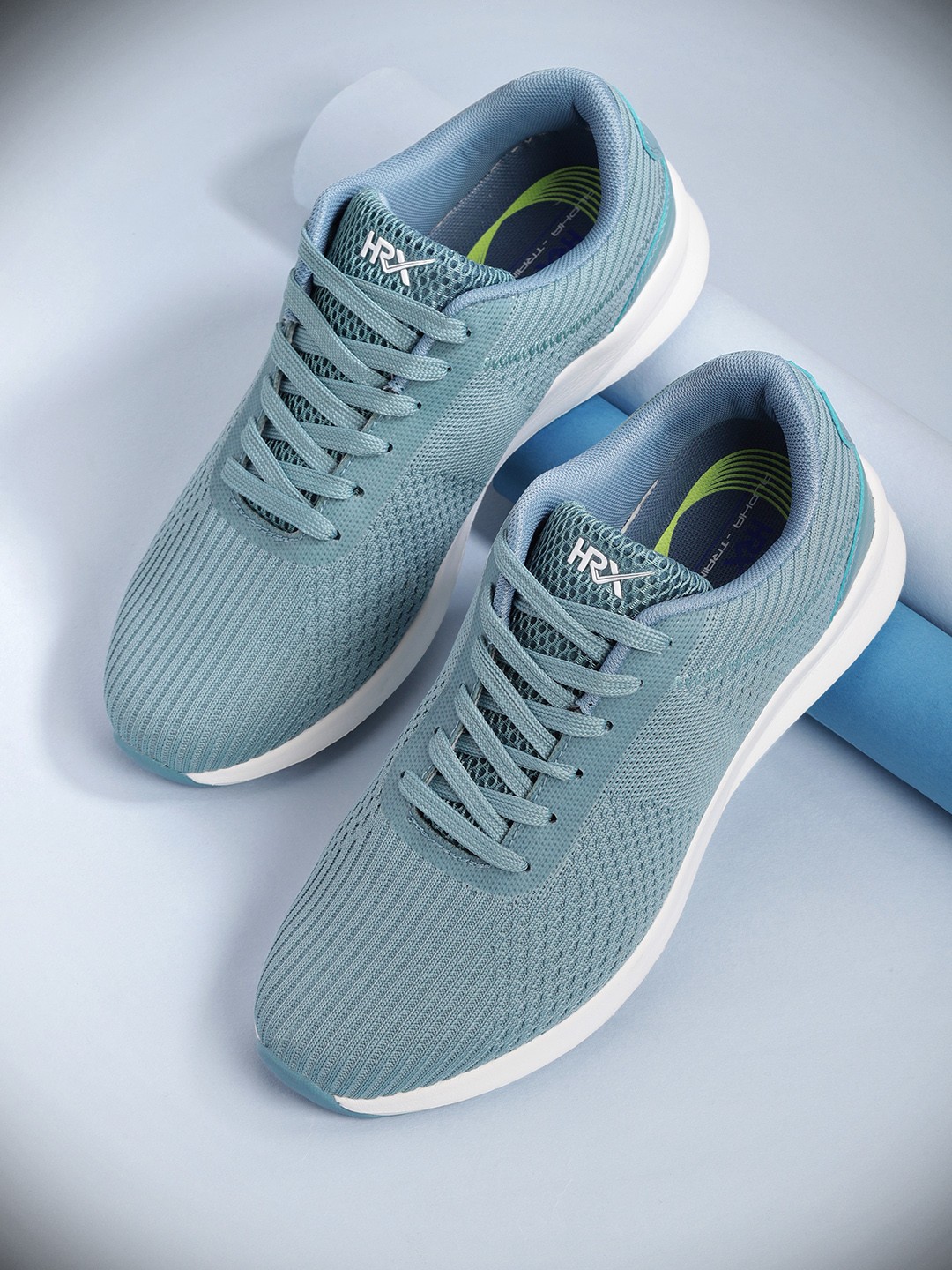 

HRX by Hrithik Roshan Women Blue Woven Design Alpha Training Shoes