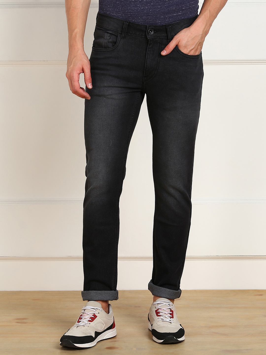

Flying Machine Men Black Slim Fit Light Fade Mid-Rise Stretchable Jeans