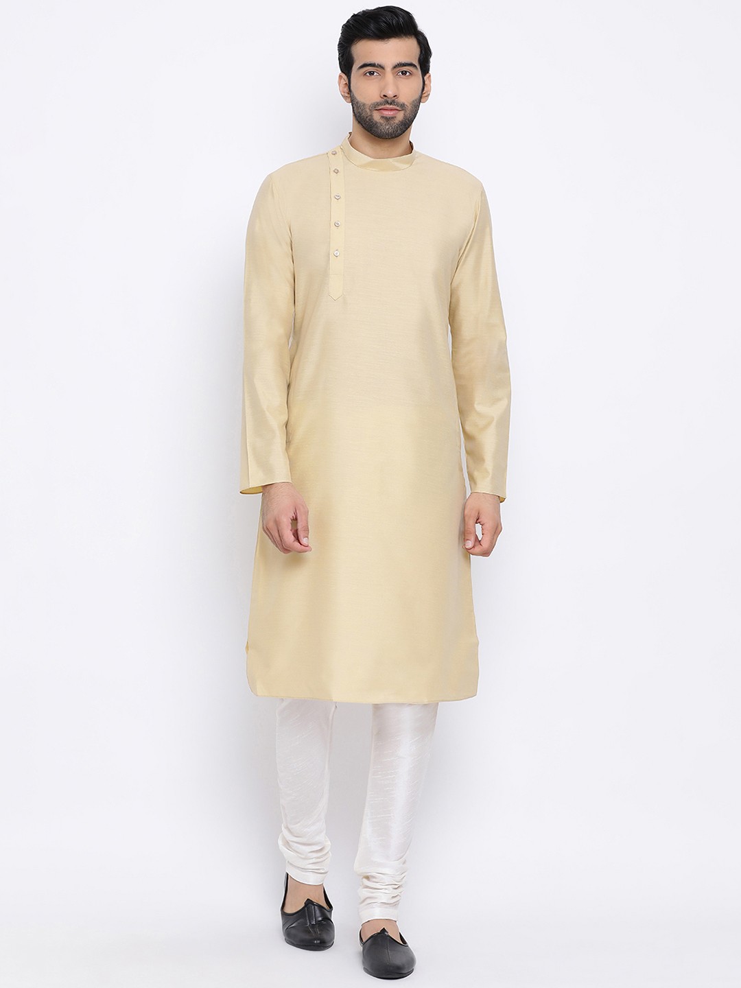 

NAMASKAR Men Cream-Coloured & White Solid Kurta with Churidar