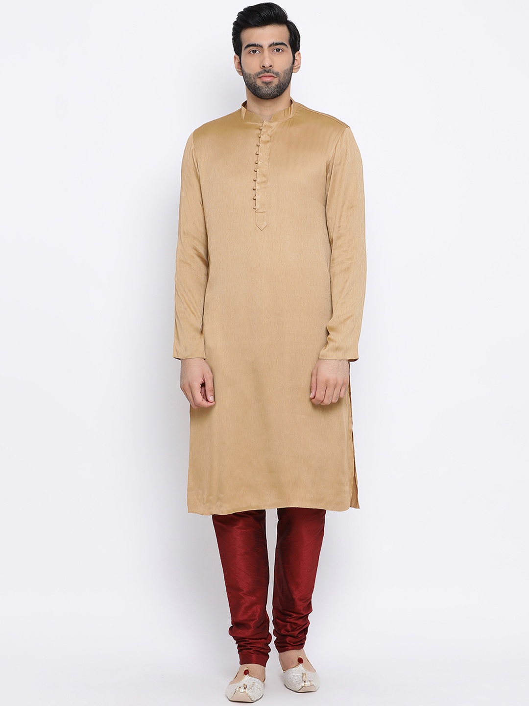 

NAMASKAR Men Camel Brown Rayon Solid Kurta