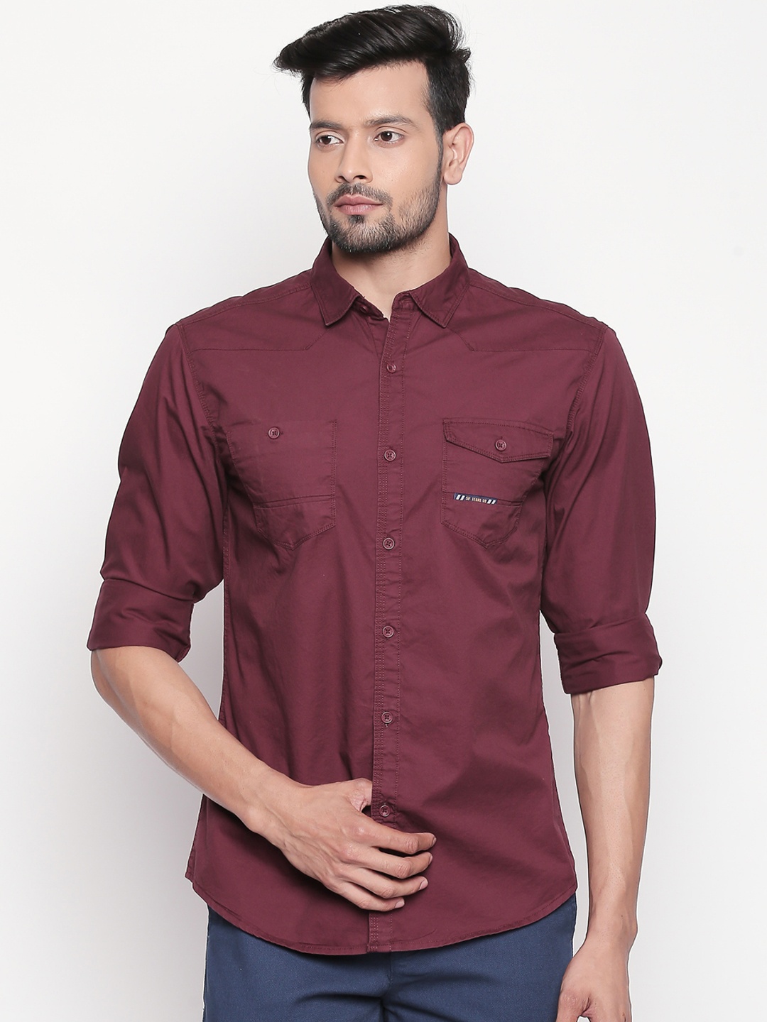 

SF JEANS by Pantaloons Men Maroon Slim Fit Solid Casual Shirt