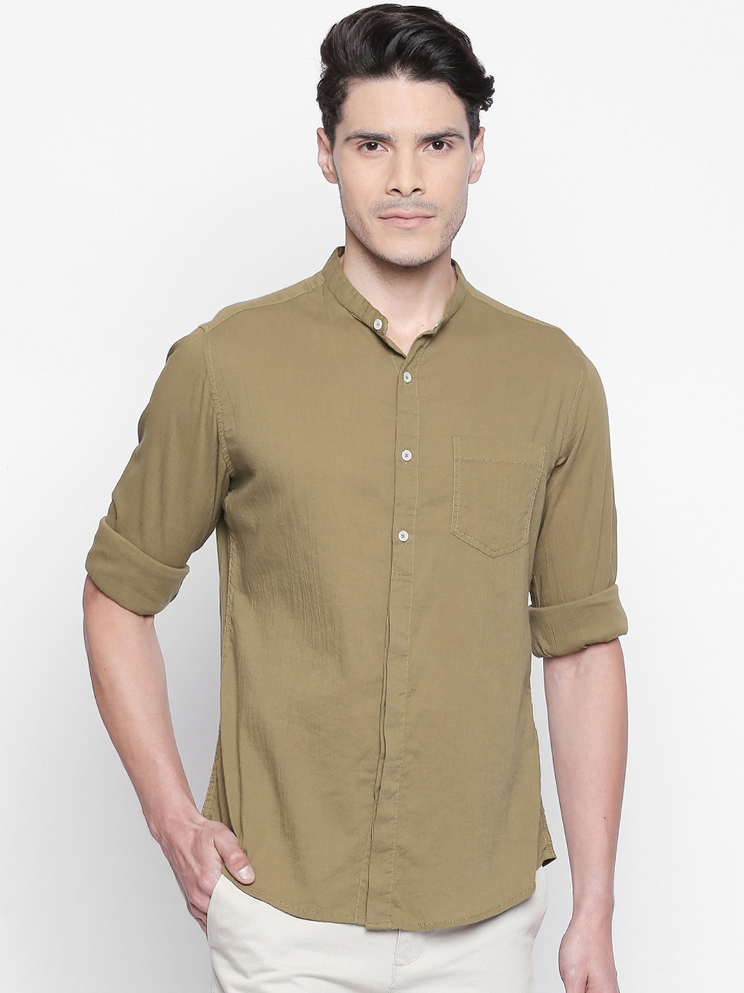 

Urban Ranger by pantaloons Men Olive Green Slim Fit Solid Casual Shirt